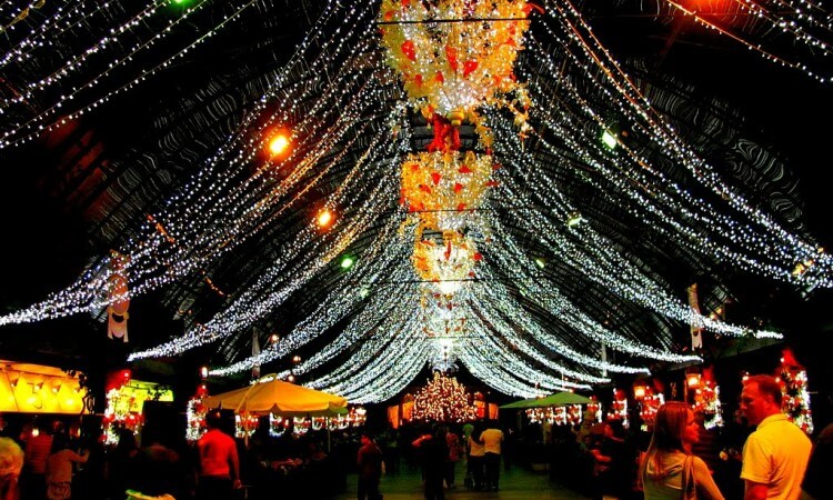 rua coberta do natal luz