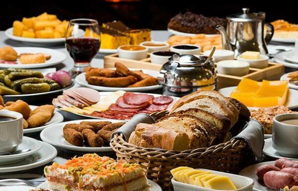 mesa de café colonial