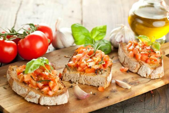 Bruschetta - Dicas de comidas típicas italiana