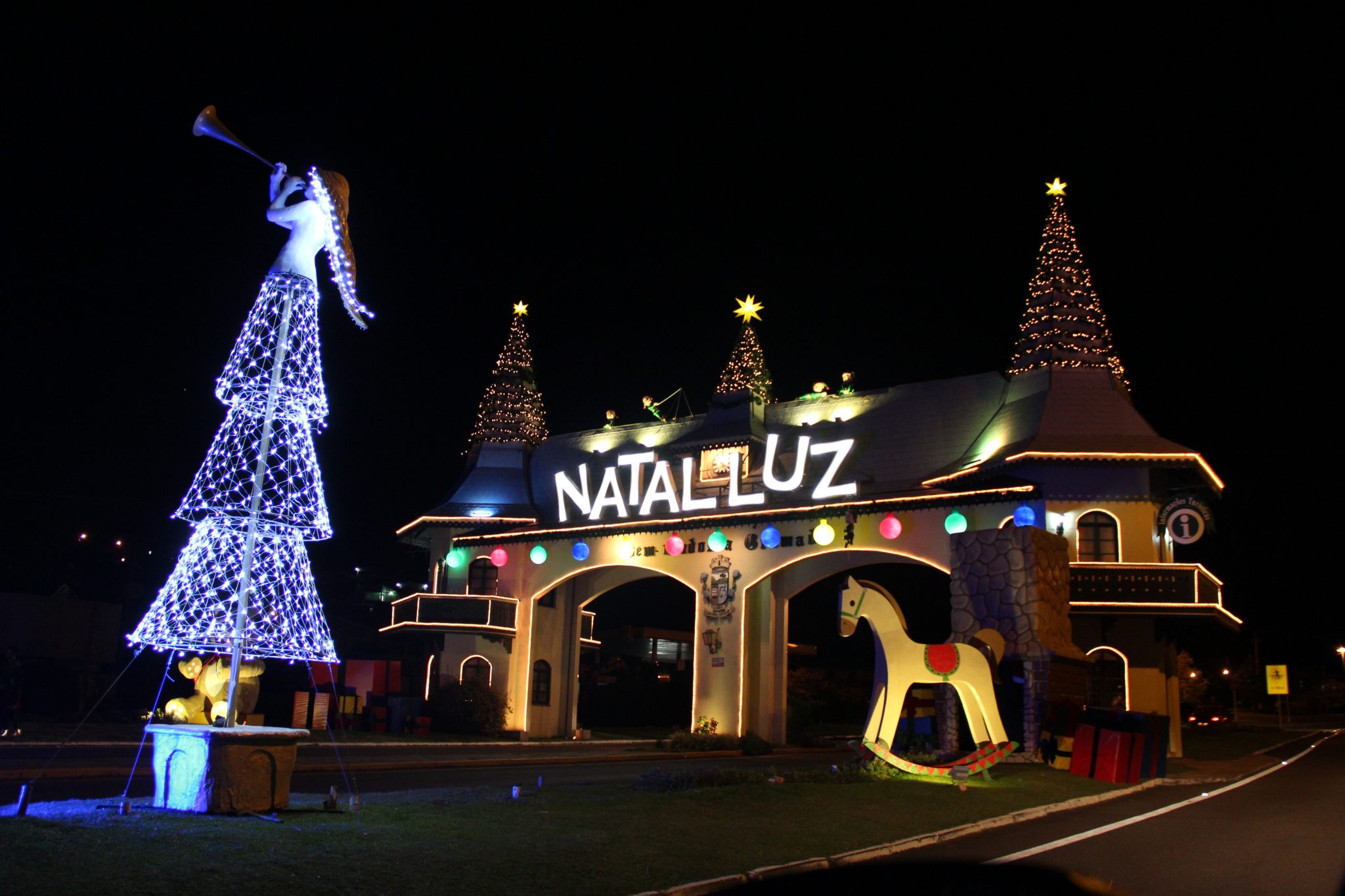 Natal Luz de Gramado - 4 dias / 3 Noites